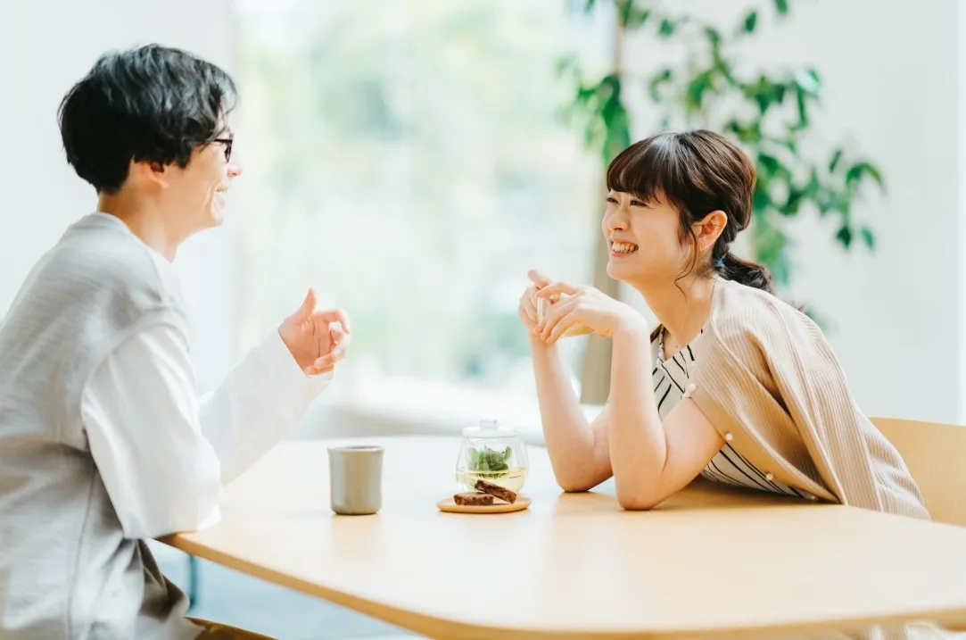 探偵が行う浮気調査の費用と信頼性を鹿児島県で比較検討する方法